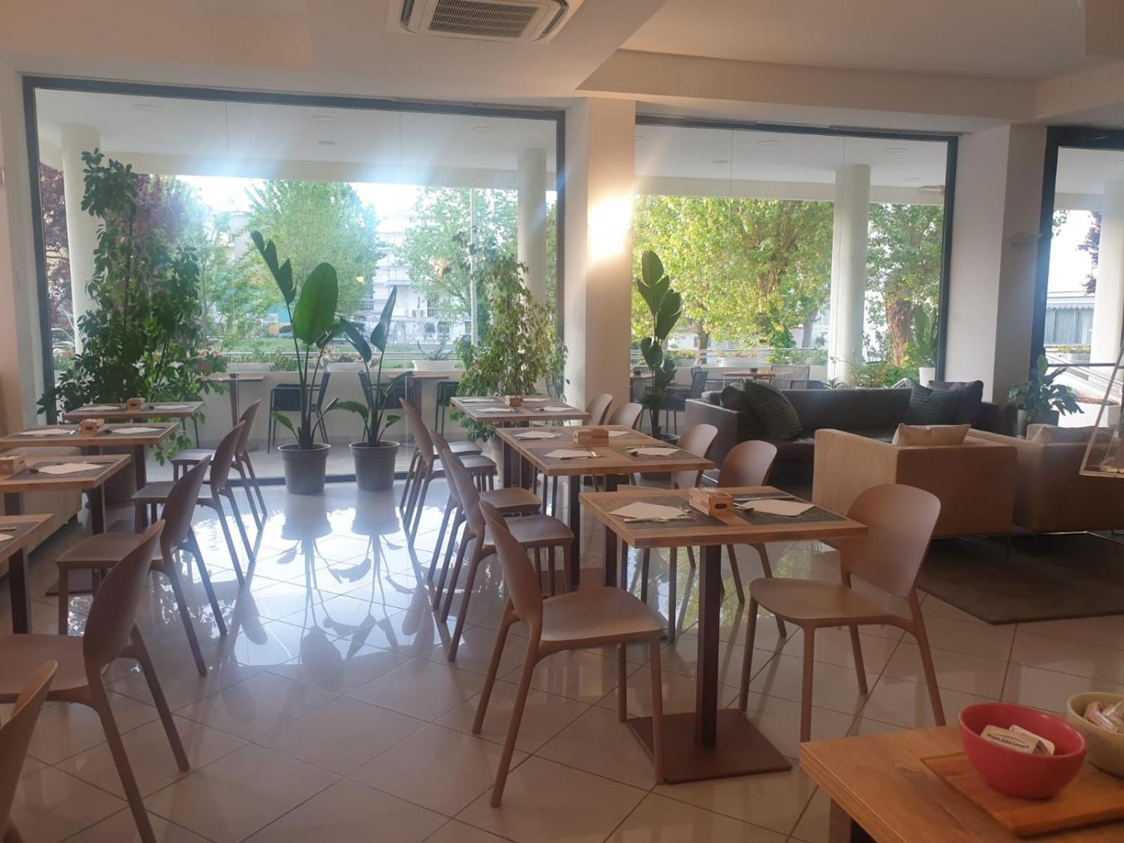 Hotel Bianca Vela Римини Екстериор снимка